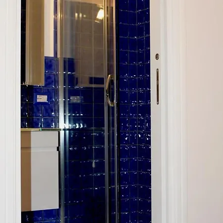 Sleeps 10 Pool Air Con Wifi Holiday home *