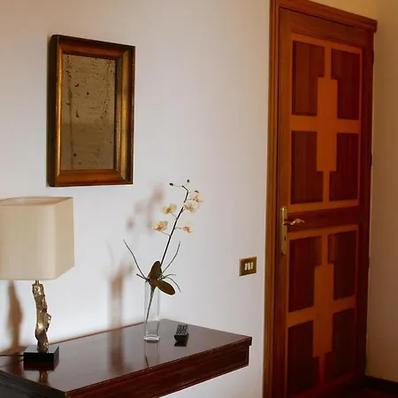 Sleeps 10 Pool Air Con Wifi